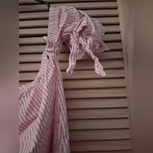 NWOT Striped Pink Tie-Shoulder Short Sleeve Top - Picture 4 of 7